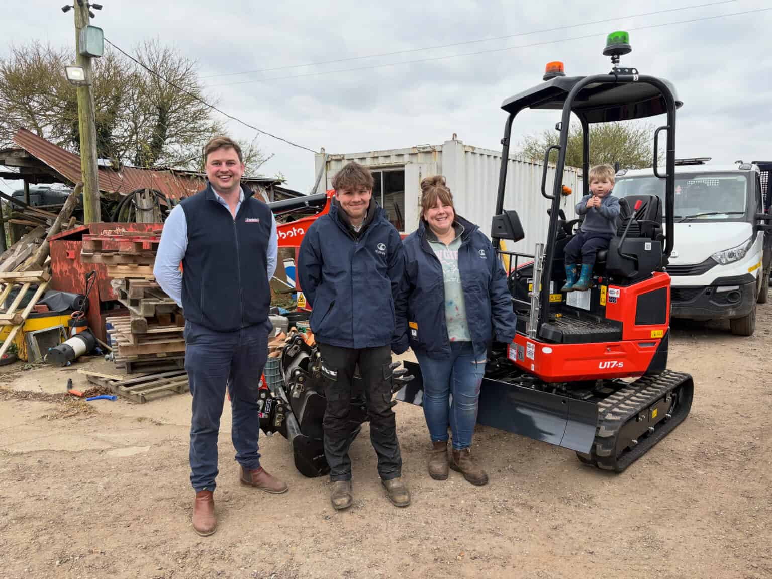 Jolly Bullen's First Kubota Handover - ShellPlant